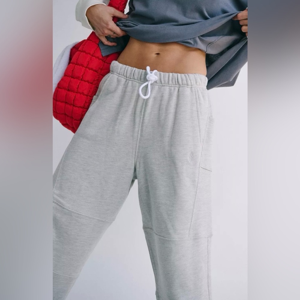 NWT! FP Movement Women's Top Score
Barrel Pants!! - Picture 2 of 7